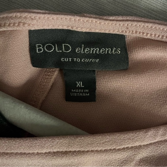 Pink top - Picture 3 of 3